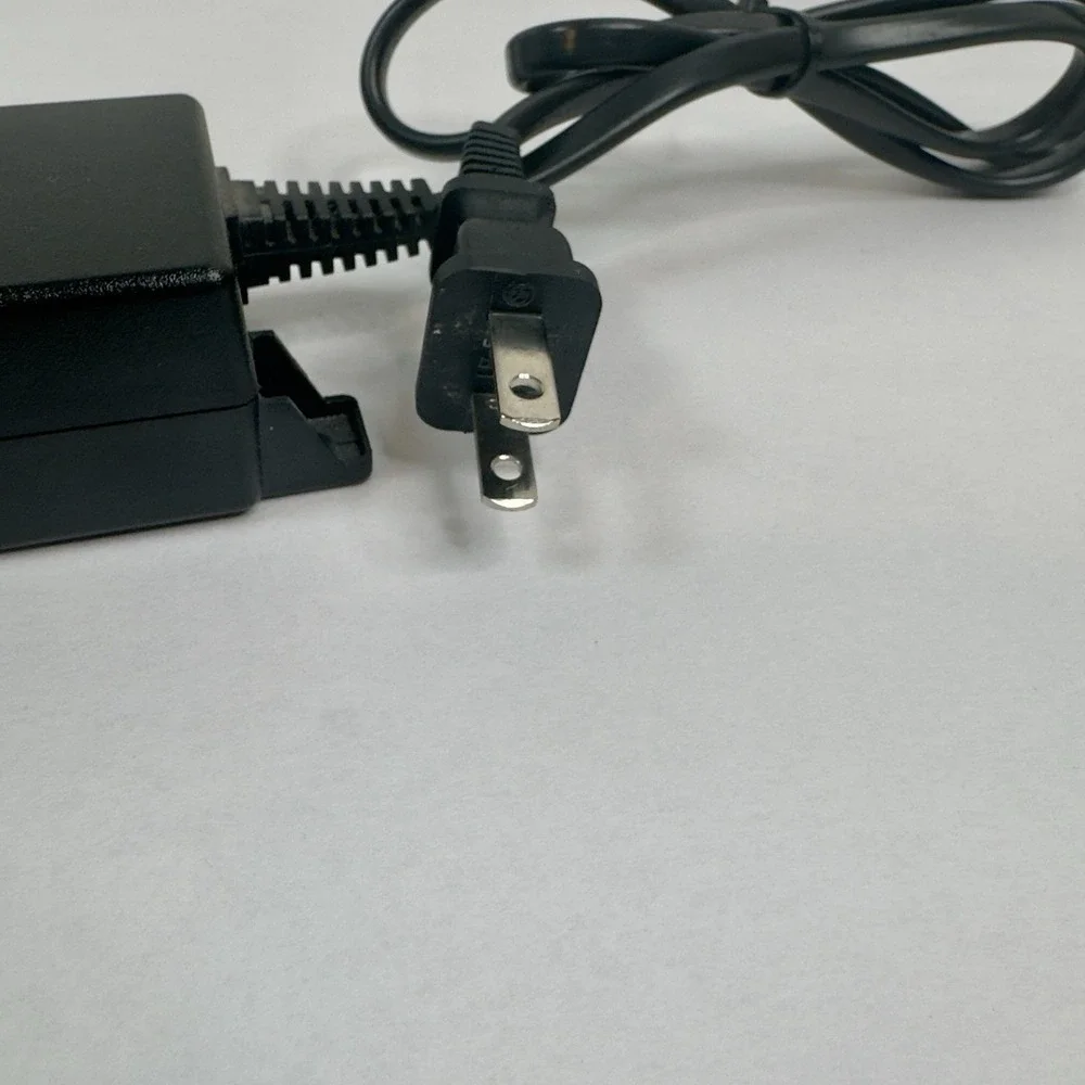 DIRECTV‎ EPS10R1-16 POWER SUPPLY AC DC Adapter 12V